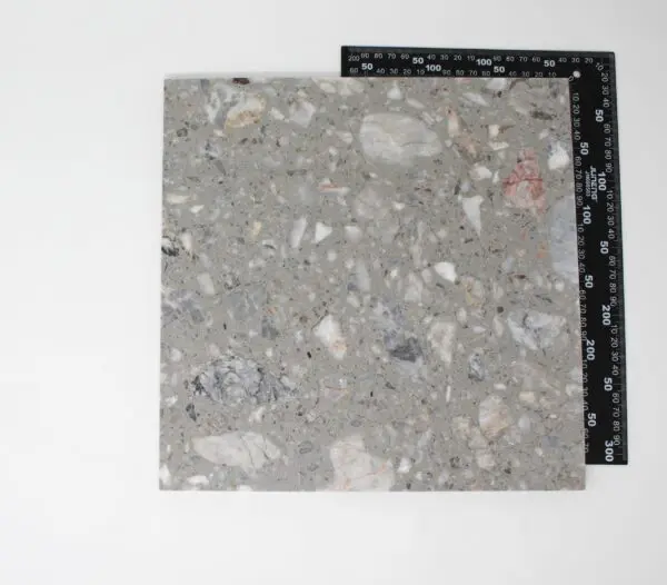 CG012 - Image 3