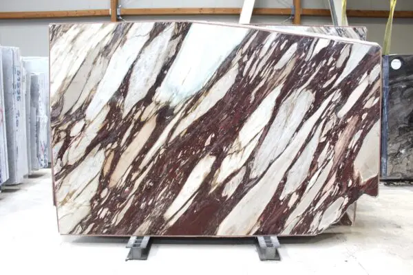 MA015 - Calacatta Viola - Image 3